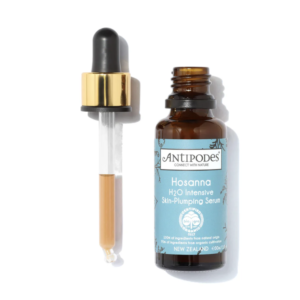 antipodes-hosanna-h2o-serum-repulpant-lisse-raffermie-et-regenere-la-peau-produit-cosmetique-bio-le-teint-est-plus-clair-sans-corps-gras-convient-a-tout-types-de-peaux-grain-d-orge-oullins-lyon-rhone-ma-boutique-holistique-antipodes