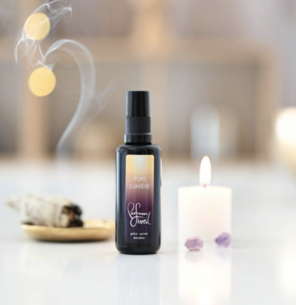 parfum-d-eveil-pure-lumiere-dissout-les-lourdeurs-purifie-un-lie-ouvre-au-renouveau-harmonie-presence-à-soi-grain-d-orge-oullins-lyon-ma-boutique-holistique-rhone