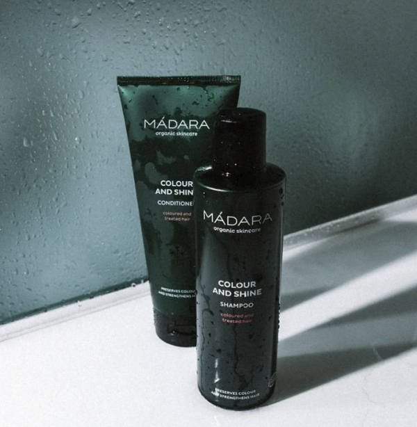 color-and-shine-madara-apres-shampoing-couleur-et-brillance-preserver-la-couleur-de-ses-cheveux-et-proteger-ses-cheveux-soins-cosmétiques-grain-d-orge-ma-boutique-holistique-oullins-lyon-rhone
